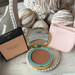 Gucci Sun Kissed Glow Bronzing Powder - 04 Tan